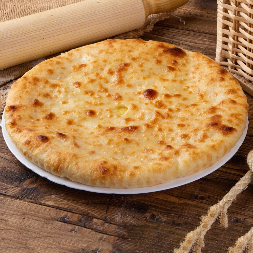 Картофджын — пирог с картофелем и сыром.